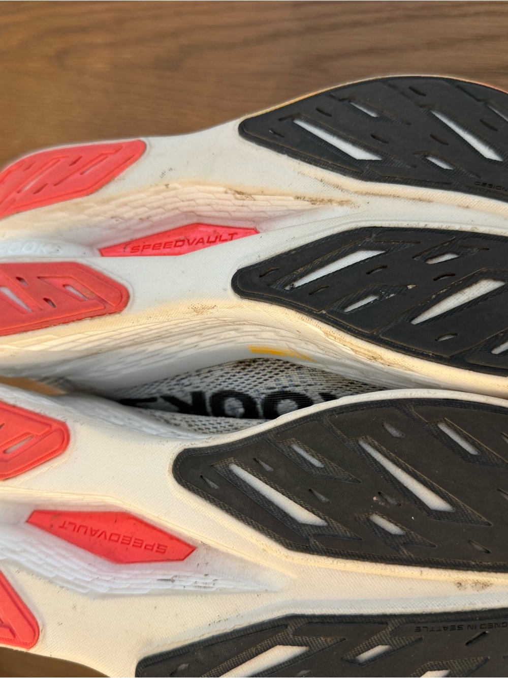 Brooks Hyperion Max 2 (Women's) sz 11 $179 - Picture 9 of 10